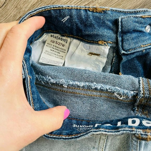 Blu Outfitters  Stretch high waist distressed Shortie Womens 5/27 New - Picture 7 of 8